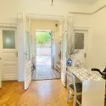 Hostel Oasis *