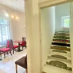 Oasis אכסניה *