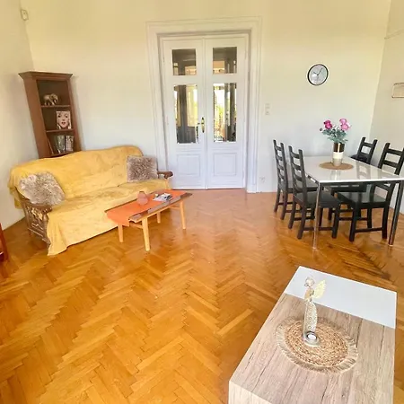 Oasis Hostel